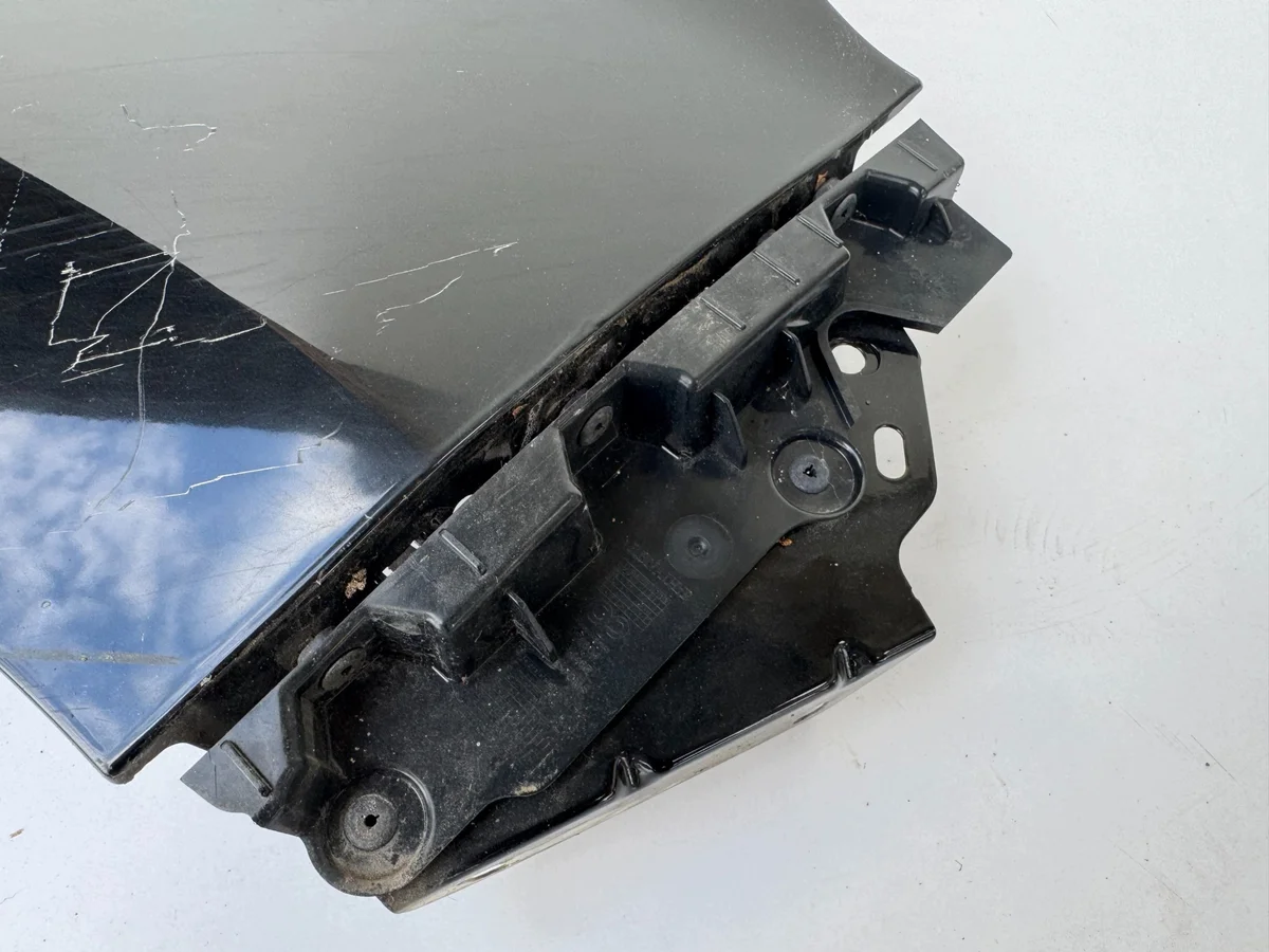 Oikea etulokasuoja Renault Master III image 6