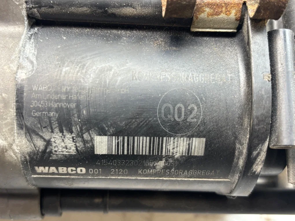 Compresseur suspension pneumatique E-Class S212 image 3
