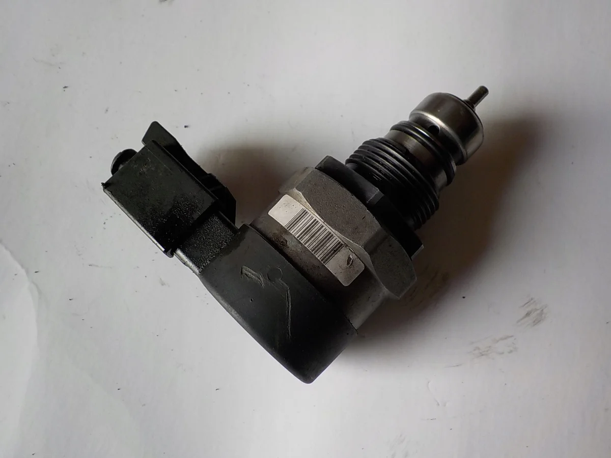 Capteur Pression Carburant BMW OE 0281002481