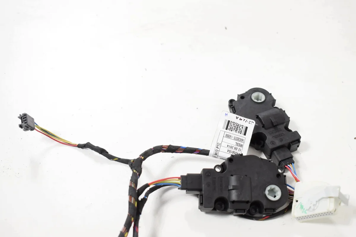 BMW 4 Coupe F32 F82 Heizungsregelventil image 4
