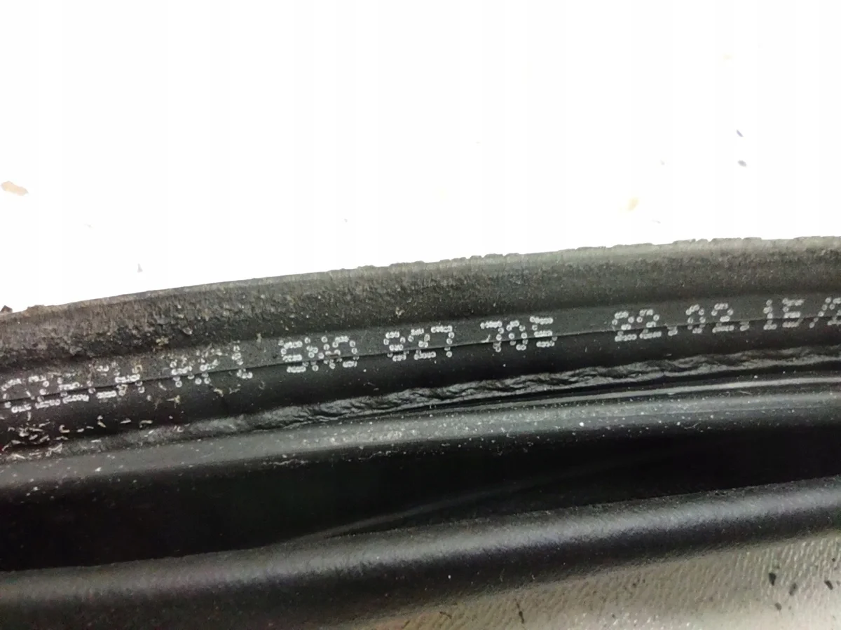 Dichtung Heckklappe VW Tiguan 5N 07-15 image 4