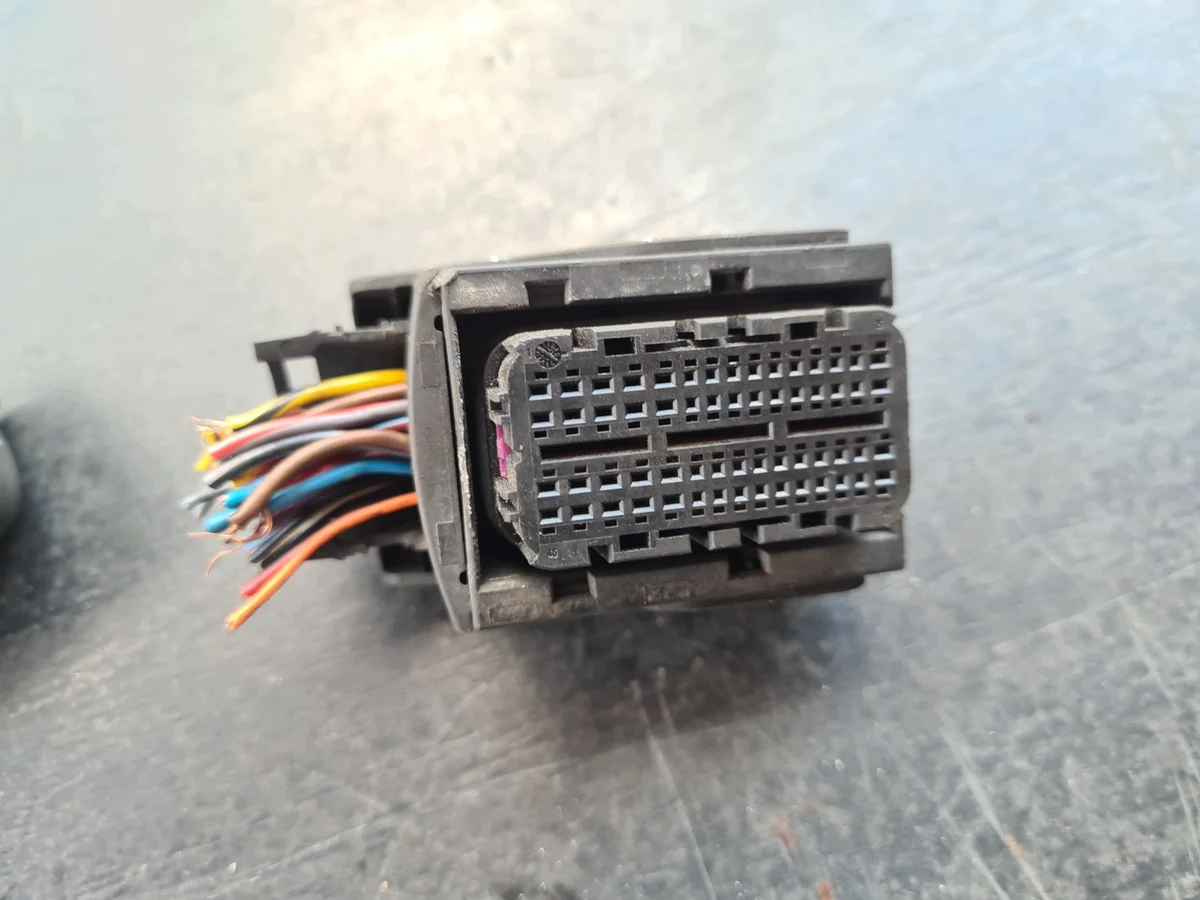 Boîtier de commande moteur IVECO DAILY IV 06-12 image 3