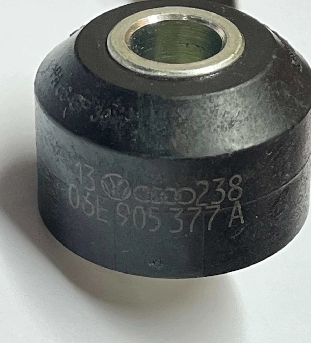 VW Audi Skoda Klopfsensor 06E905377A