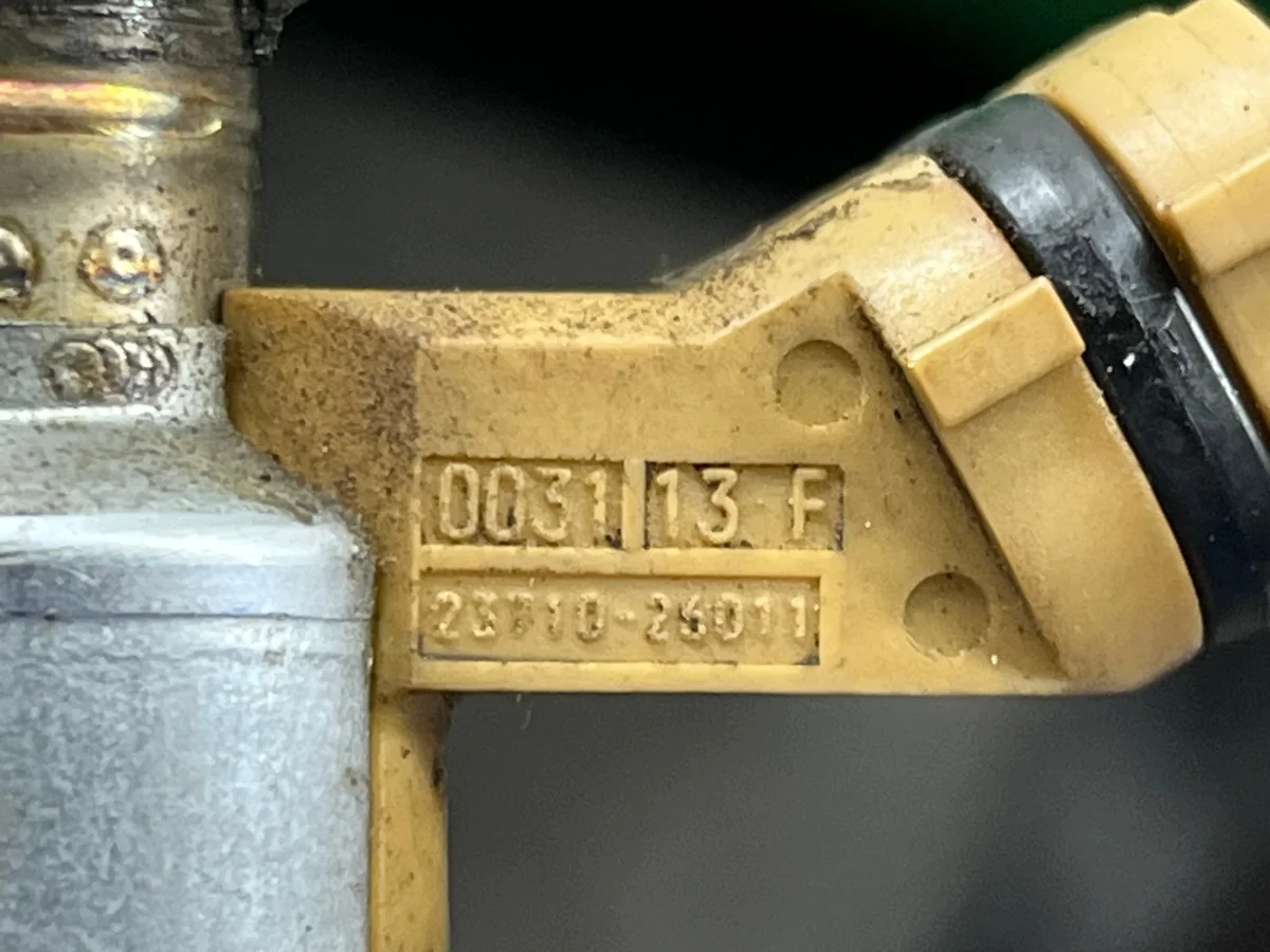 Injetor DPF Lexus IS 220D 23710-26011 Usado image 5