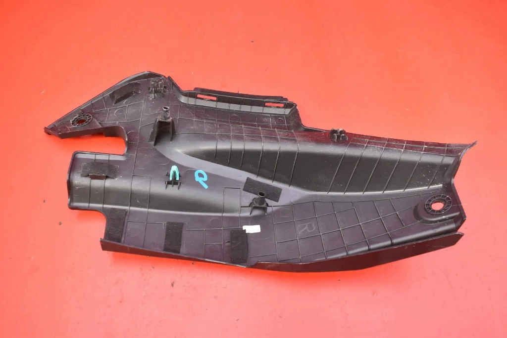Kia EV6 GT Fender Trim Right Front 84169-CV000