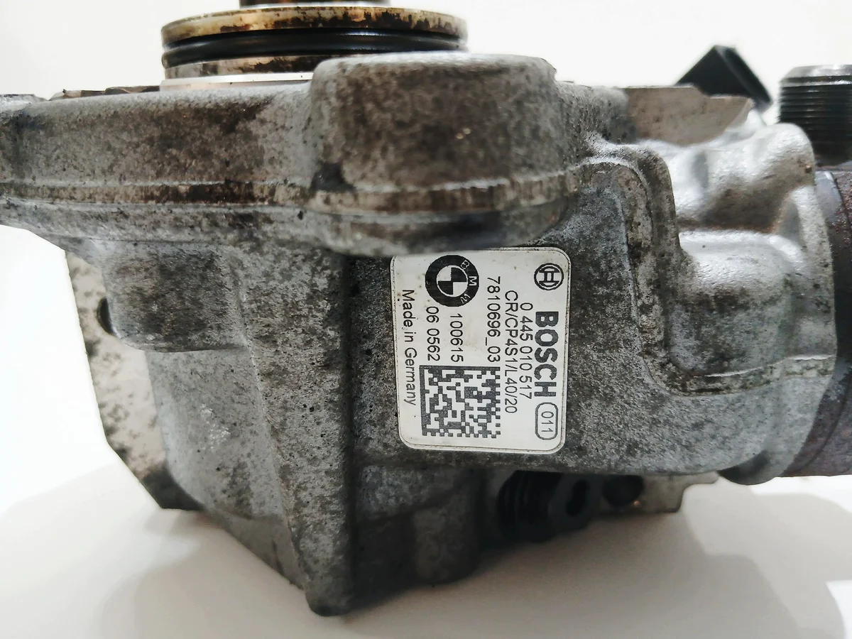Bränslepump BMW E90 E91 N47 7810696 image 4