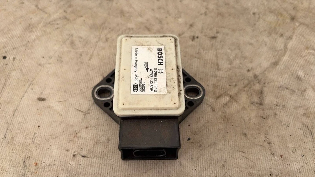ESP Acceleration Sensor Nissan NV200 0265005840