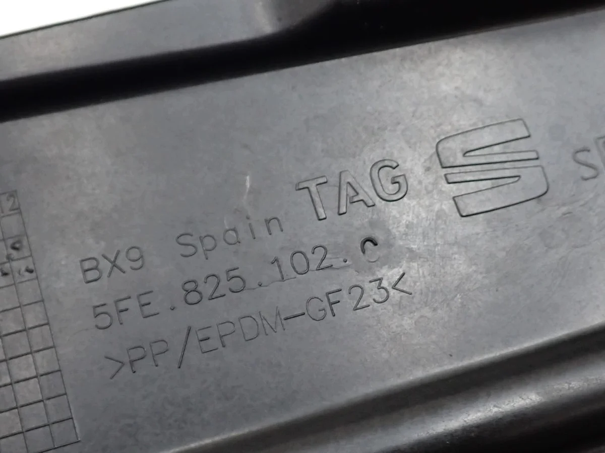 Onderplaat Seat Leon IV 5FE825102C image 4