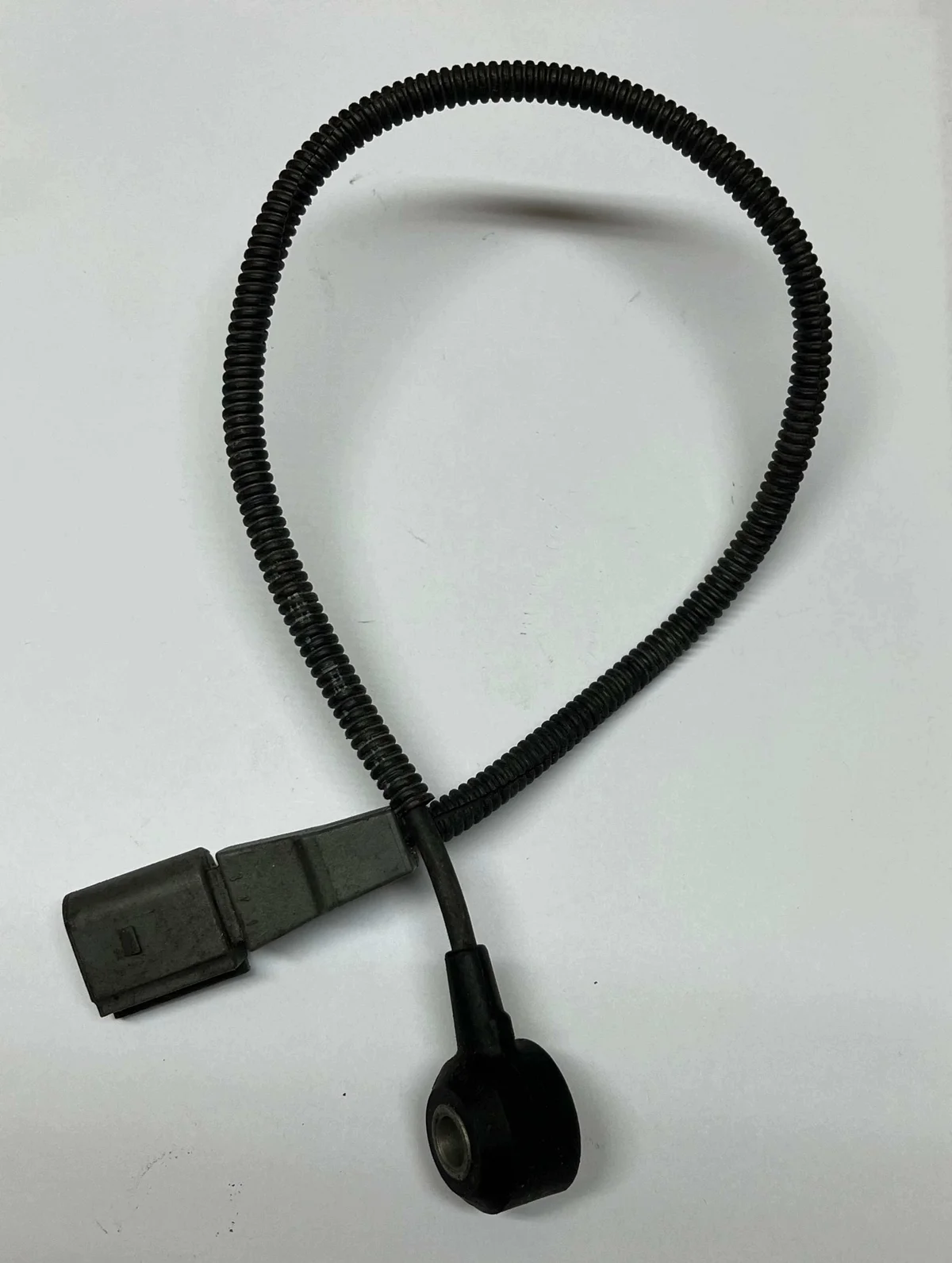 Capteur de cliquetis Audi 06E905377C