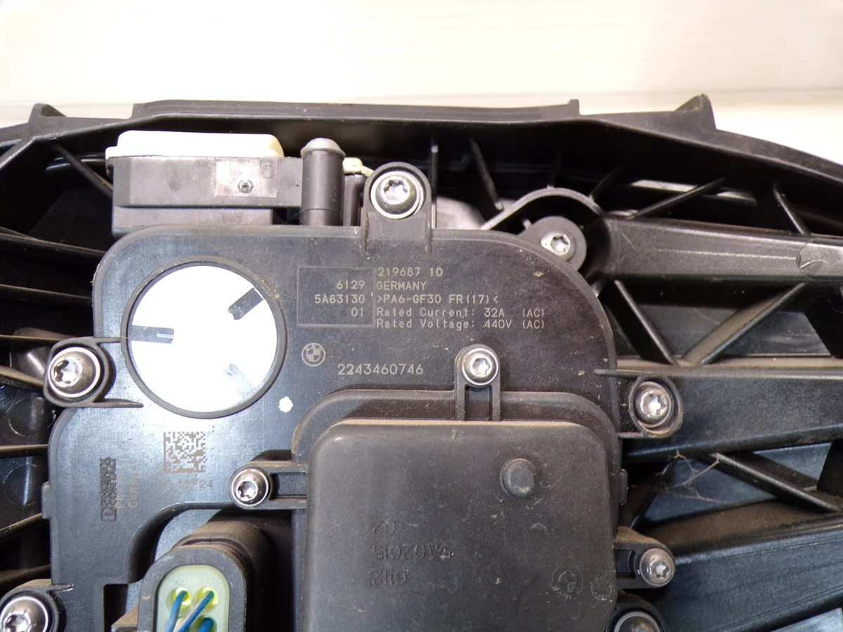 Ladebuchse BMW IX1 U11 U06 2 G60 G05 5A83130 image 3