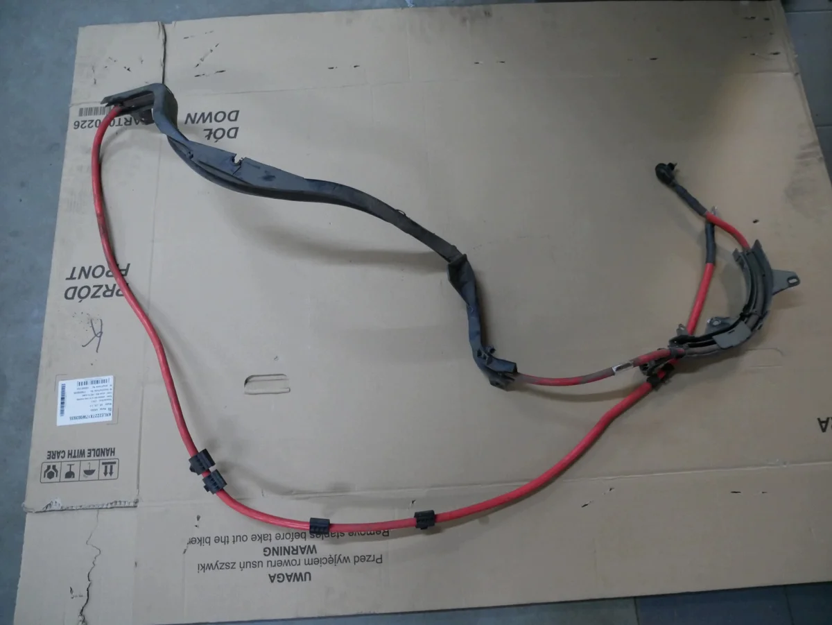 Cable Positivo Batería BMW E90 E91 E92 E93