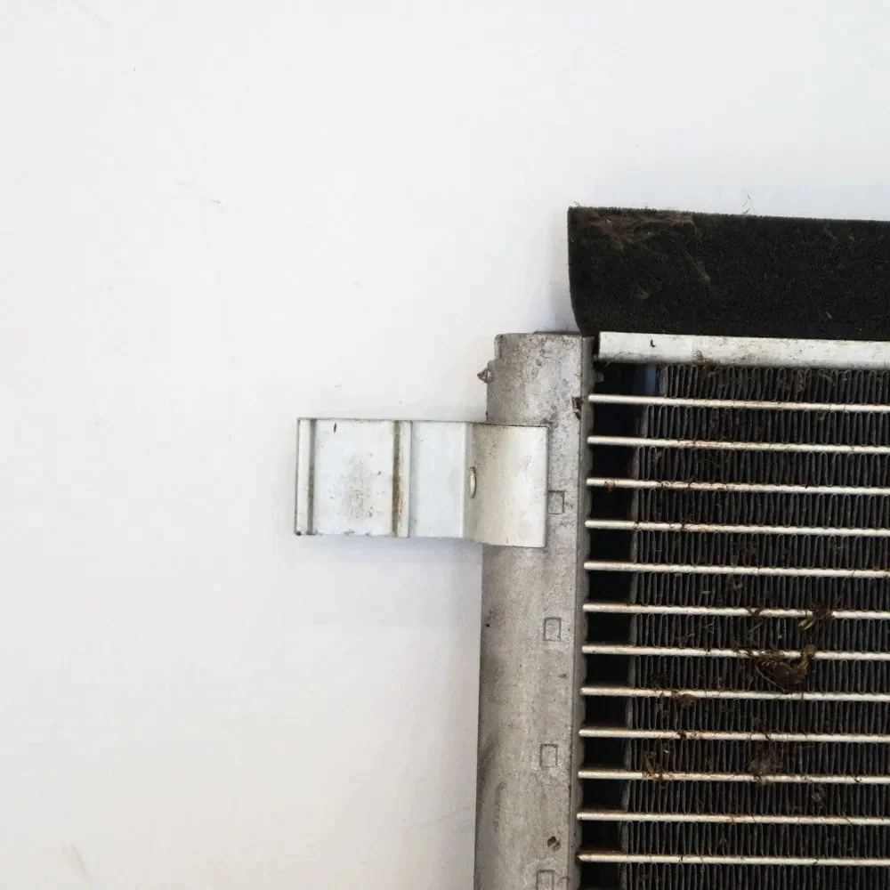 Kia Cee'd SW Airco Condensor F200ATBB0A10046286 image 6
