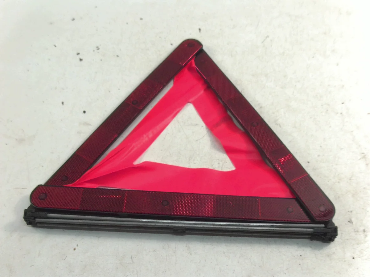 Triangle de signalisation Mercedes C W203 image 4