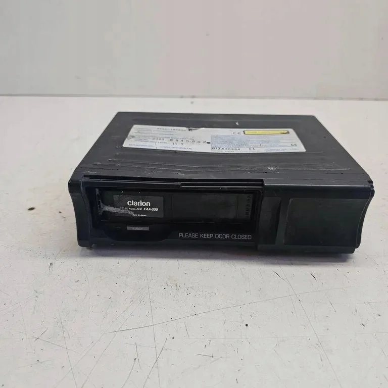 CD-wisselaar Ford Focus MK1 XS4F18C830AE