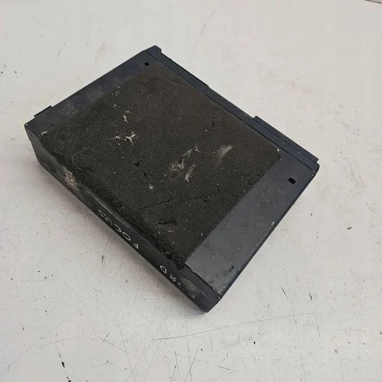 Chargeur CD Ford Focus MK1 XS4F18C830AE image 4