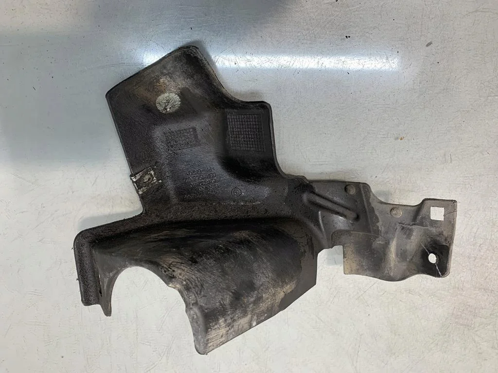 BMW F20 F21 F30 F31 Lenkgetriebeabdeckung Rechts 7274866 image 3