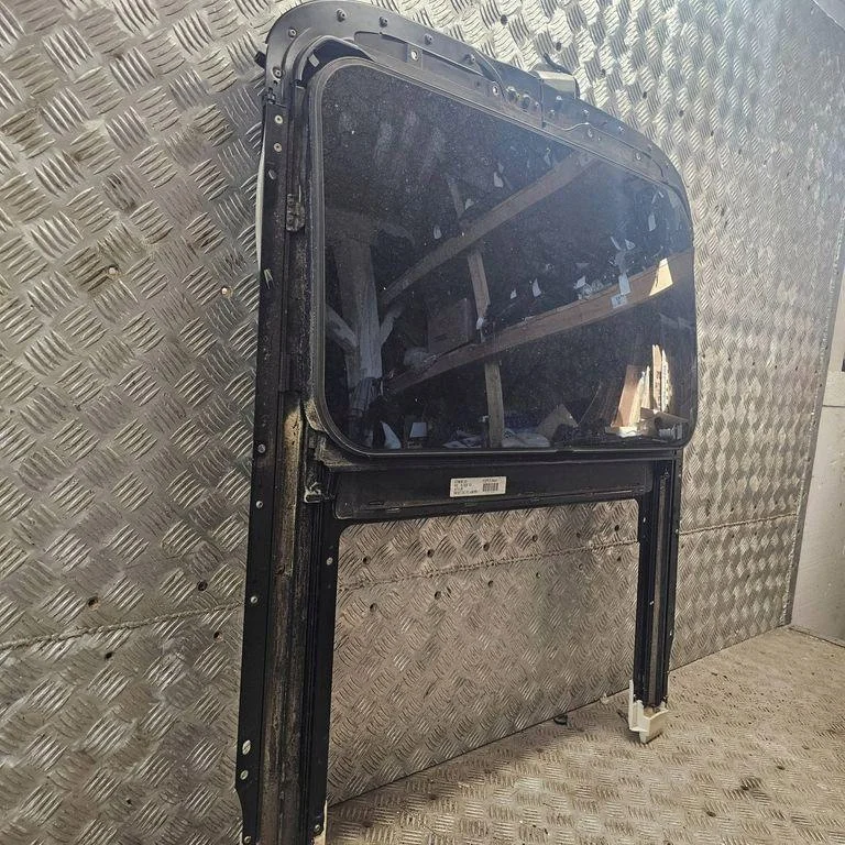 Moteur de toit ouvrant Audi OE 8D0877255C image 4
