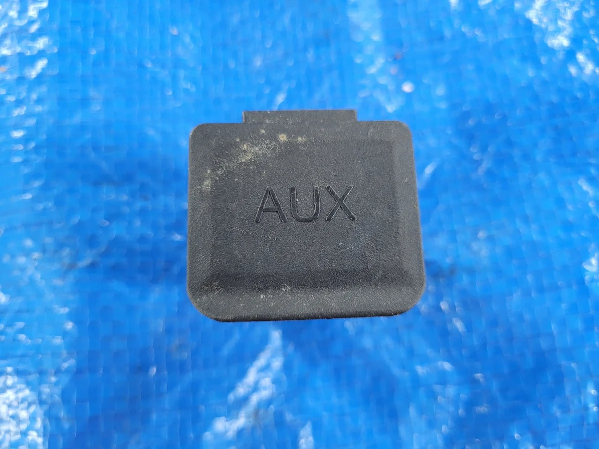 Opel Meriva B AUX USB Panel Connector