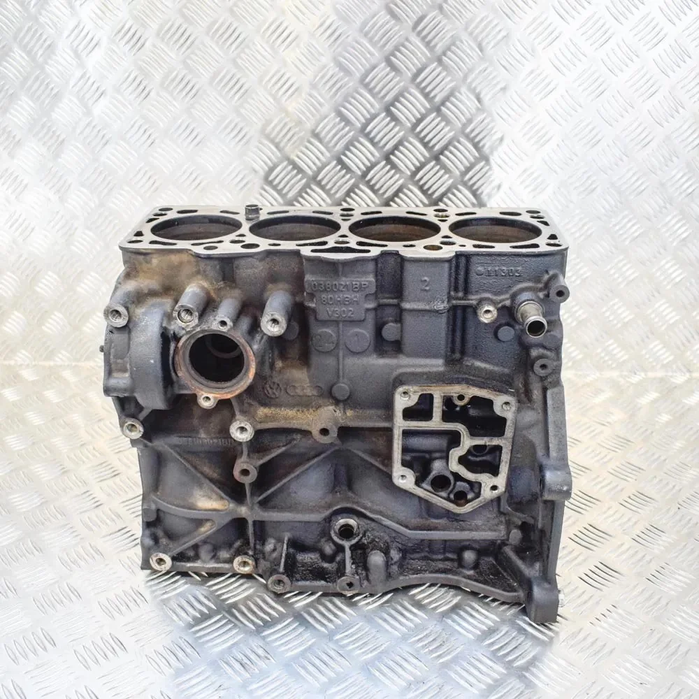 Bloc moteur Audi A3 2.0L 038103021BP image 5