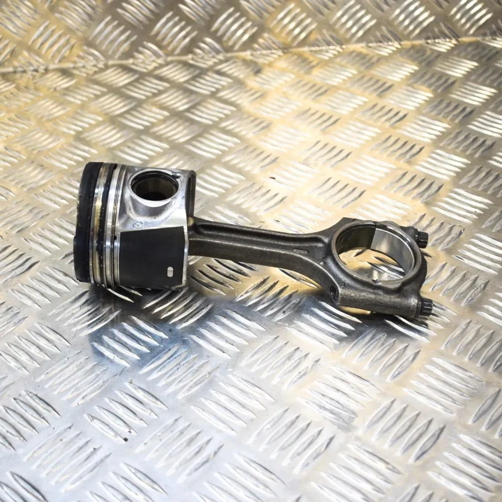 VOLVO V60 2.4L 2011 Piston 863150531339777 image 3