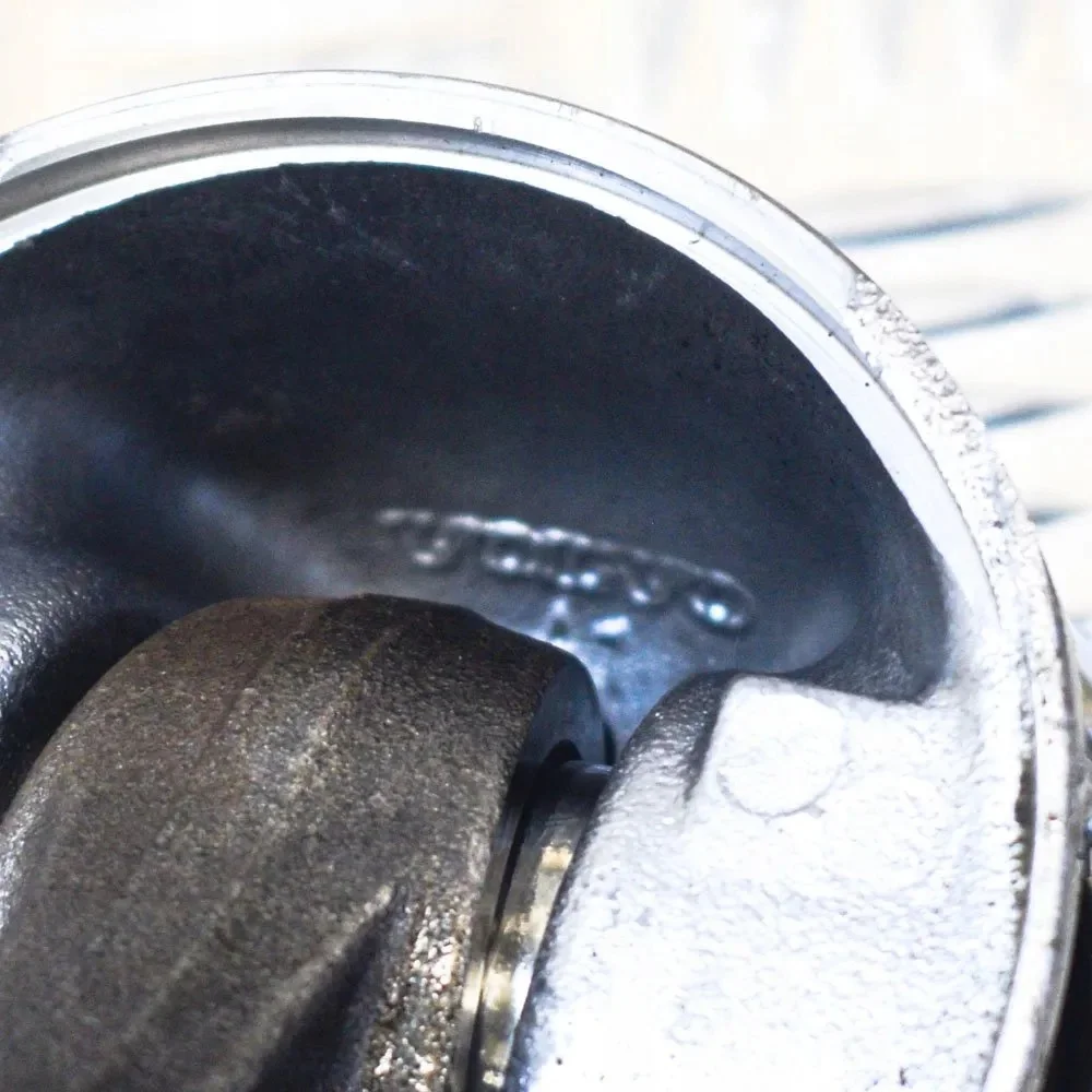 VOLVO V60 2.4L 2011 Piston 863150531339777 image 6