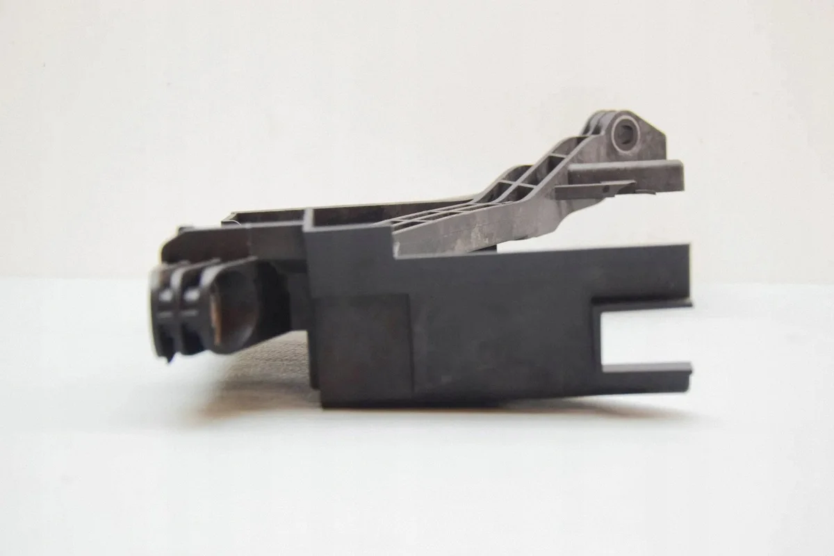 Engine Computer Mount BMW X1 U11 Used image 3