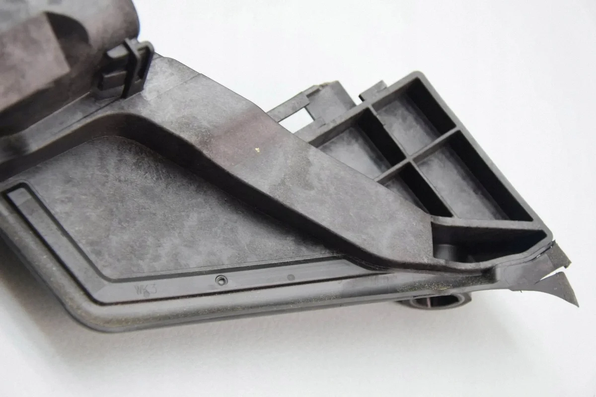 Engine Computer Mount BMW X1 U11 Used image 9