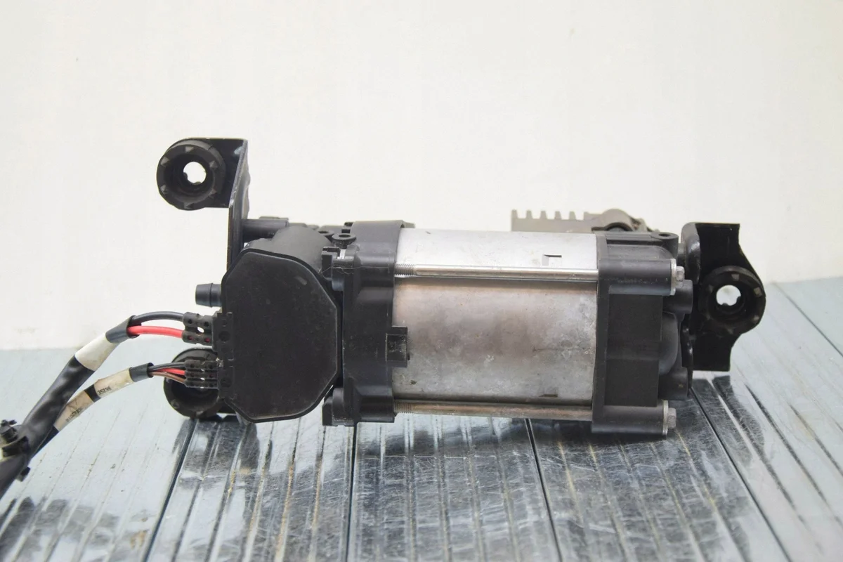 Bloc soupape Maserati Levante 15500087 image 10