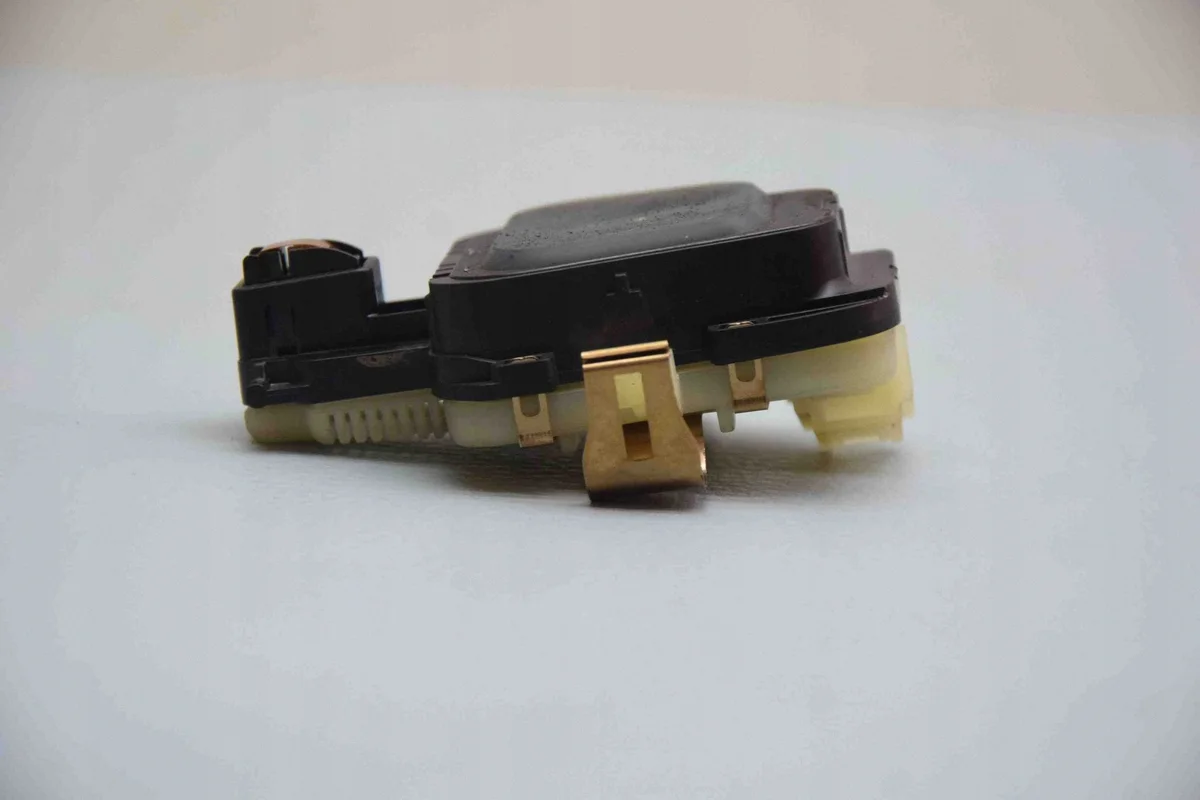 Sensor de Chuva Mercedes-Benz C W205 Usado image 4