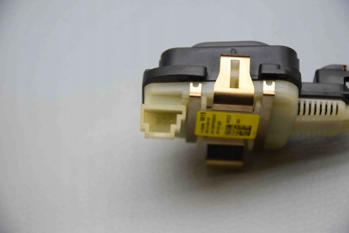 Sensor de Chuva Mercedes-Benz C W205 Usado image 8