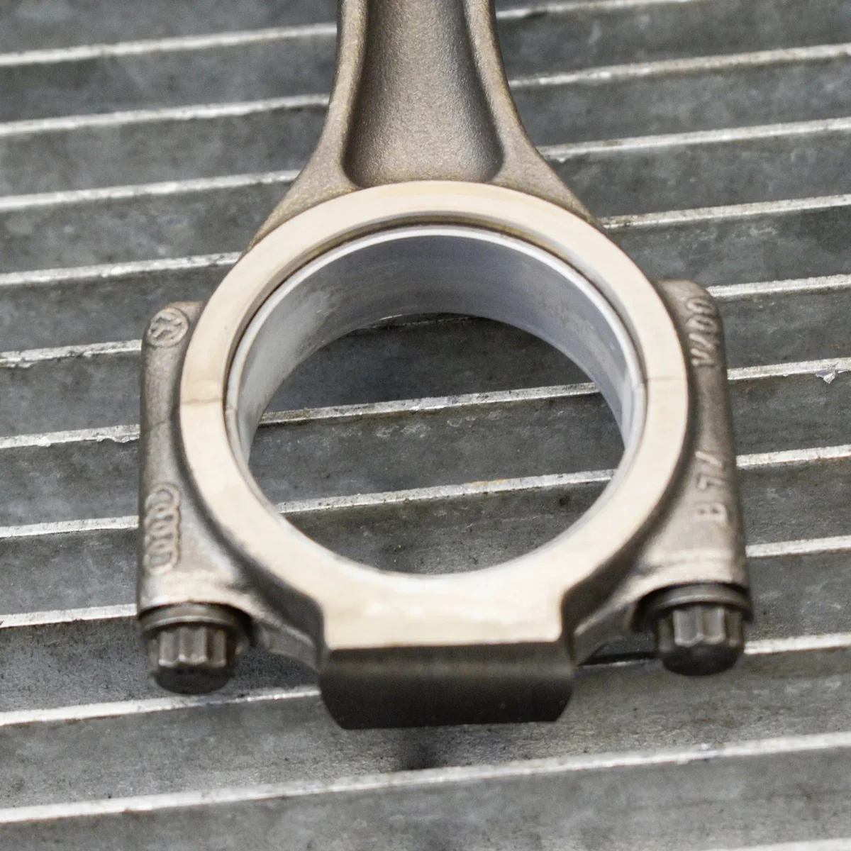 Piston VW Passat B6 2.0L 125kw 038105401J03L107065K image 5
