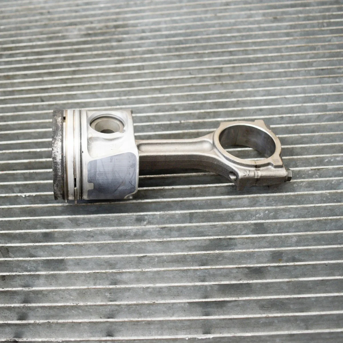 Piston Opel Vivaro 1.6L 2015 image 3