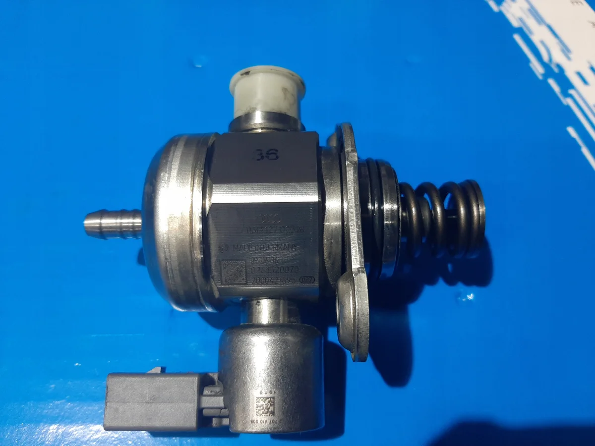 Polttoainepumppu VW Audi 1.8TFSI Bosch