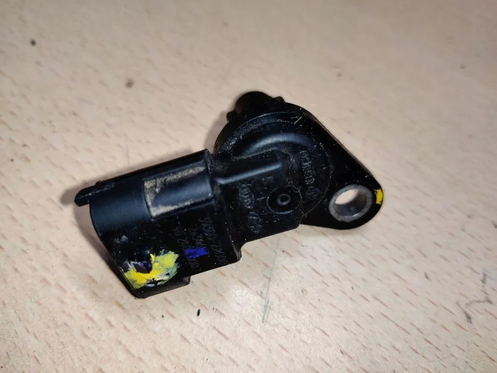 Capteur régime Hyundai i10 1.1 Diesel 393002A000