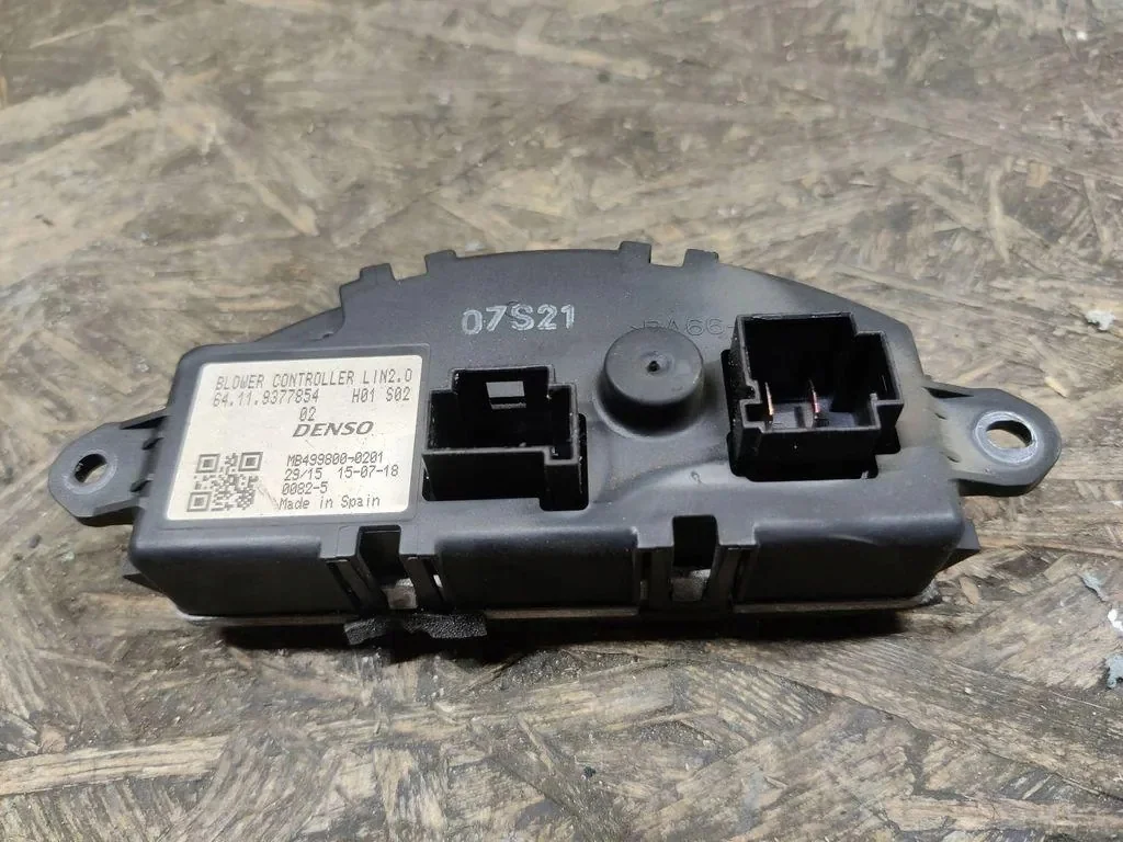 BMW I3 Heater Fan Relay 9377854 Used