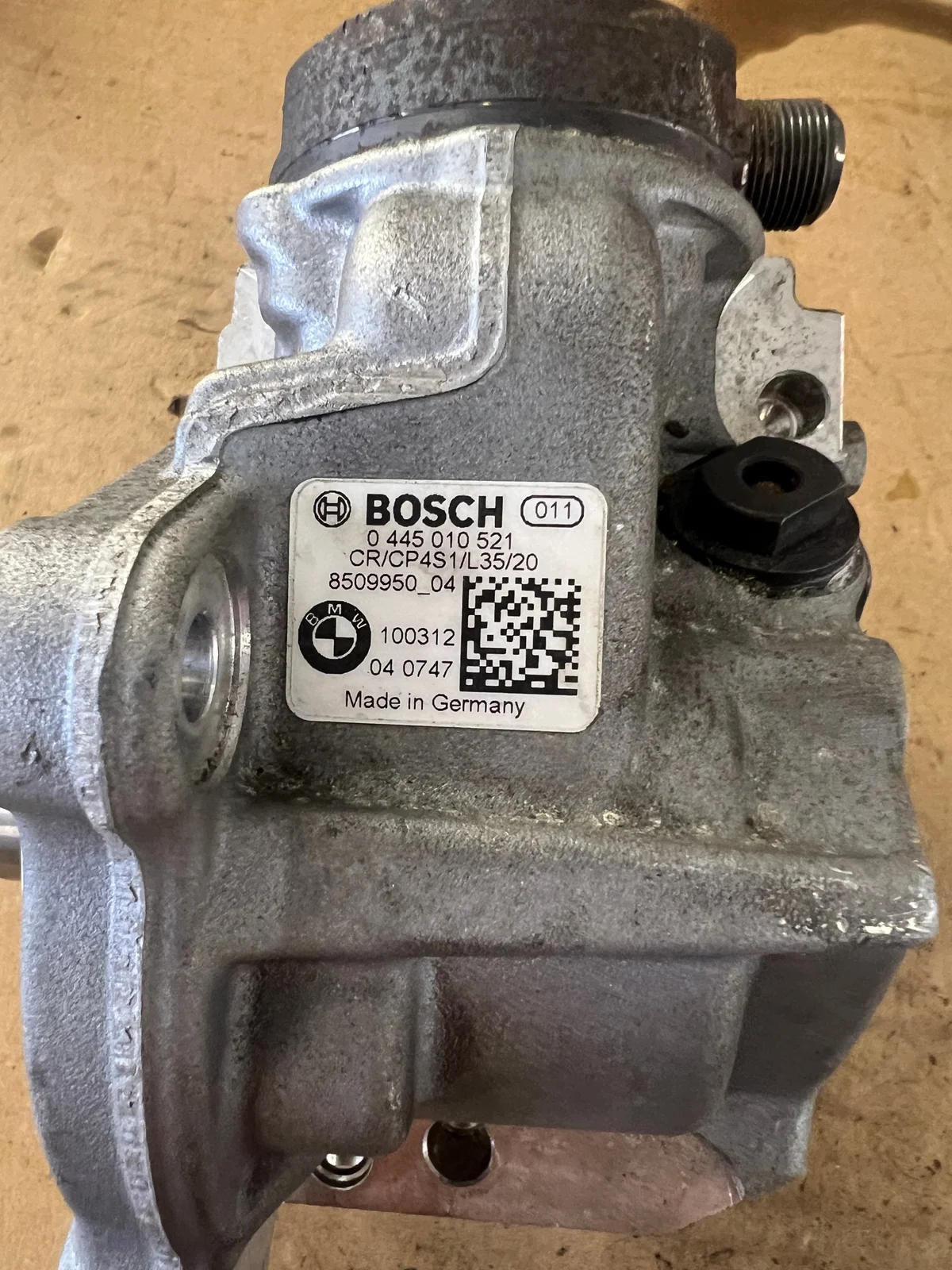 Used Bosch Injection Pump 0445010521 BMW image 4