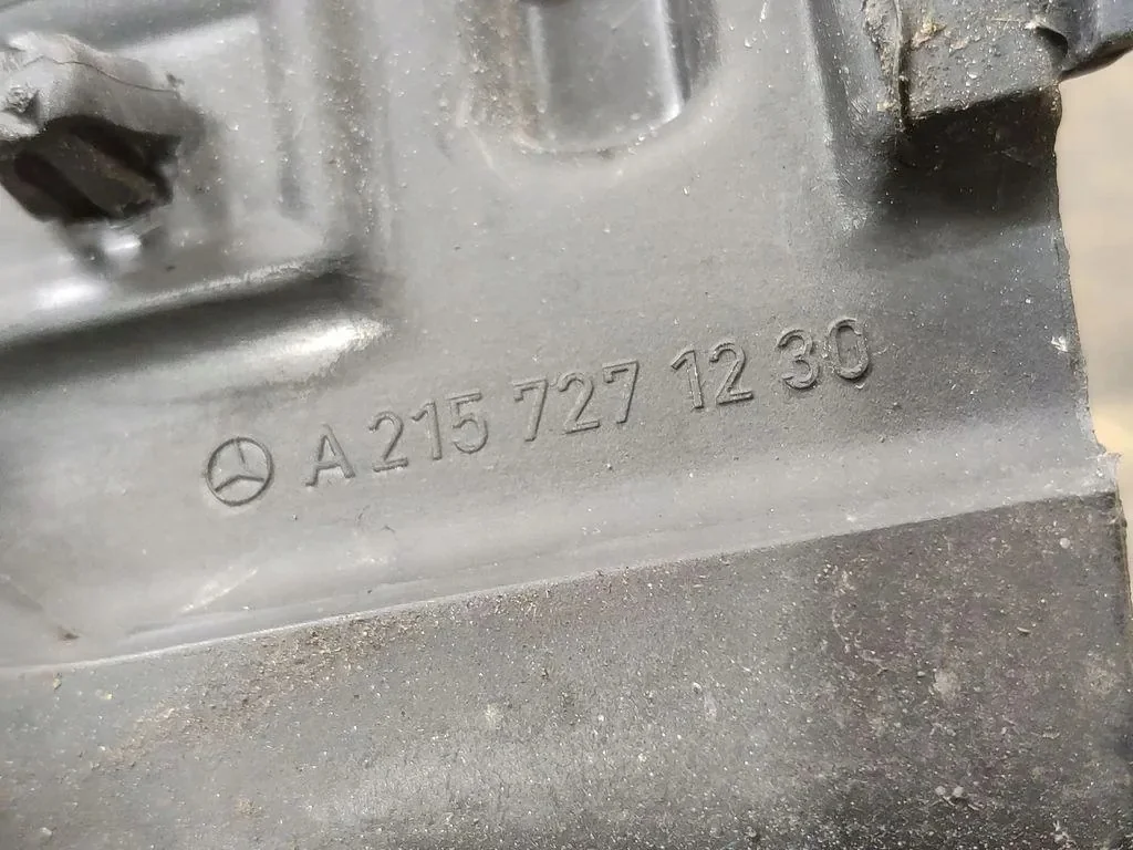 Dichtung Kotflügel Rechts Vorne Mercedes CL W215 image 3