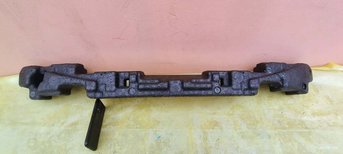 Kia Ceed III 21R Front Bumper Absorber 86520-J7DA0