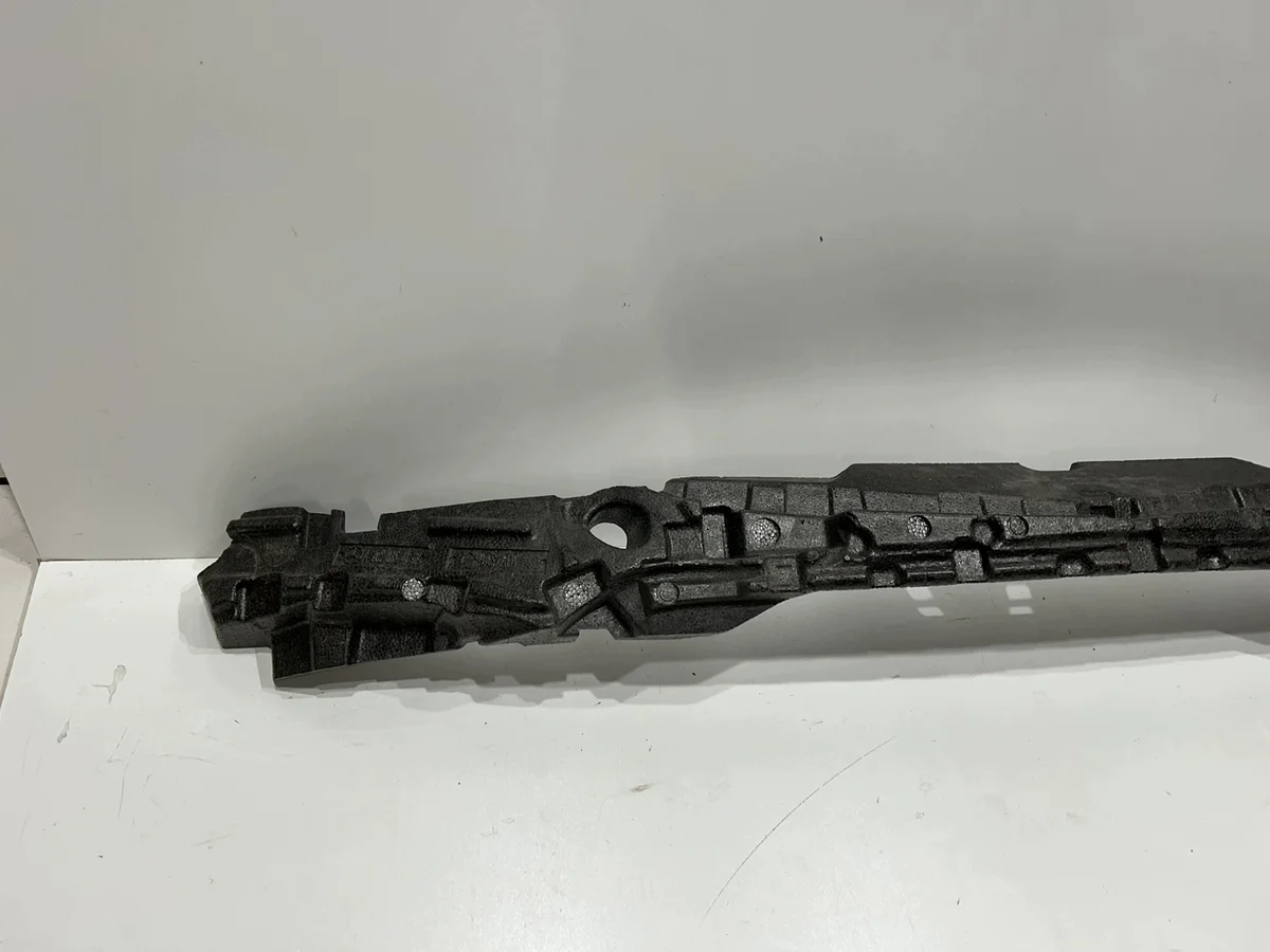 Mercedes C W205 Stoßdämpfer Schaumstoff vorne image 4