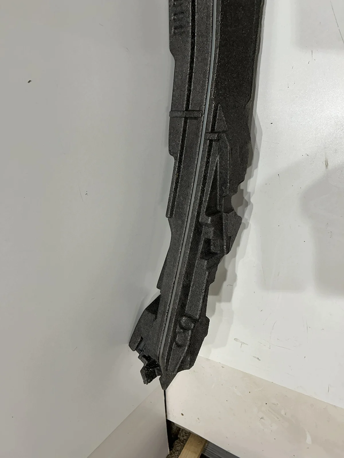 Mercedes C W205 Stoßdämpfer Schaumstoff vorne image 8