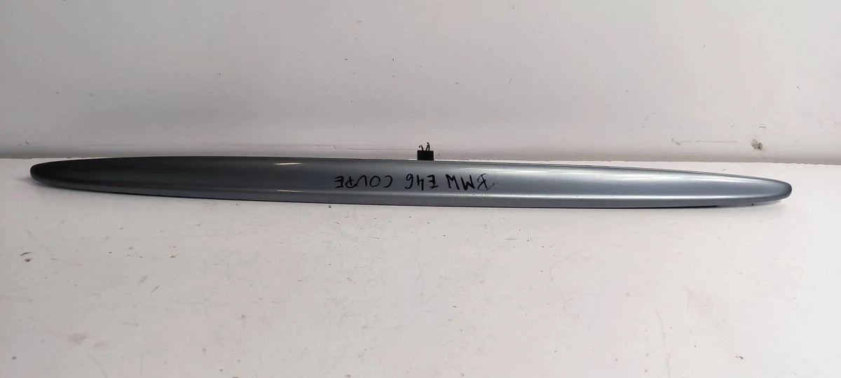 Bandeau hayon arrière BMW E46 Coupe OEM 7064313