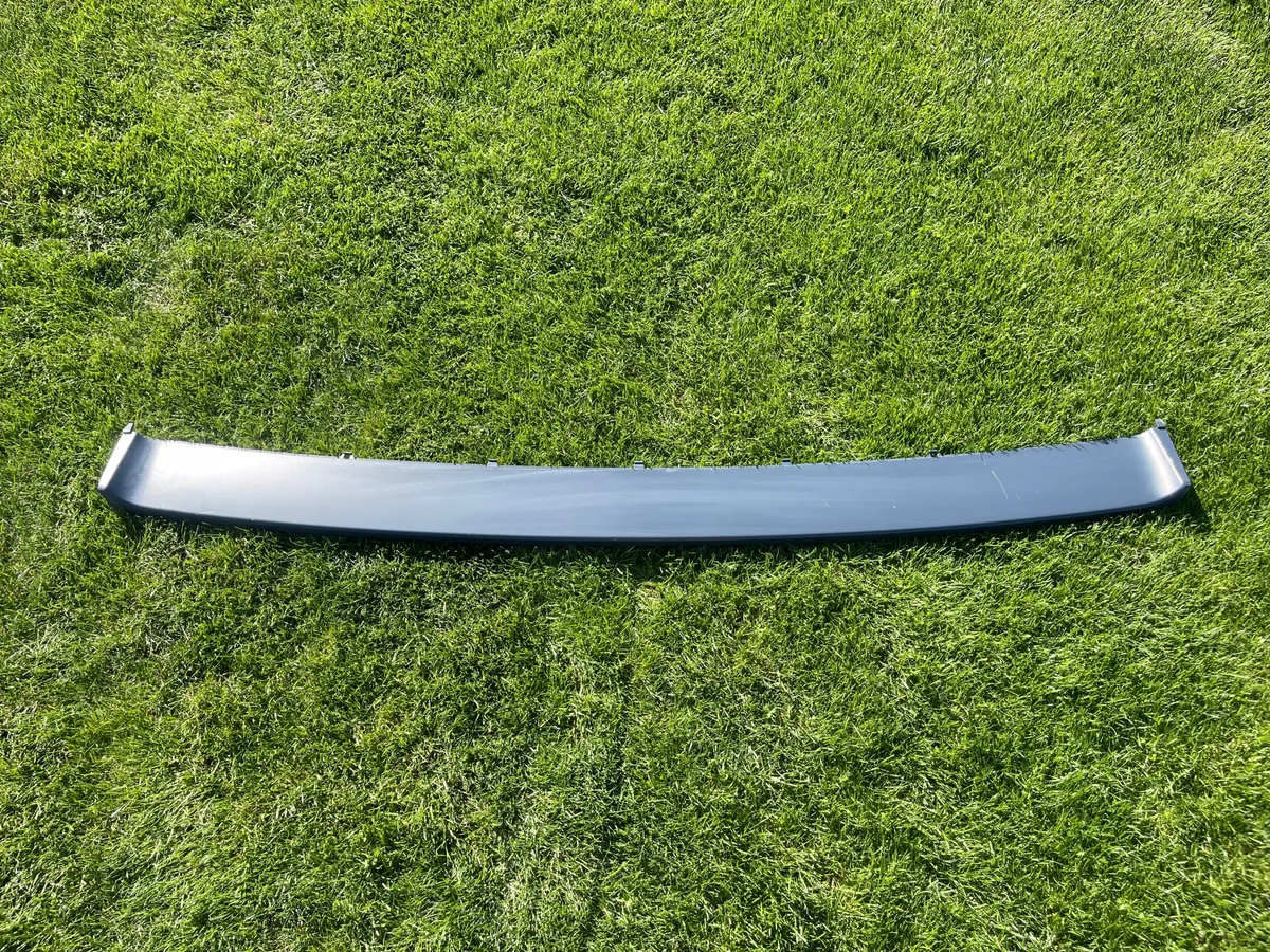BMW E39 Touring Rear Bumper Trim OE 7005913