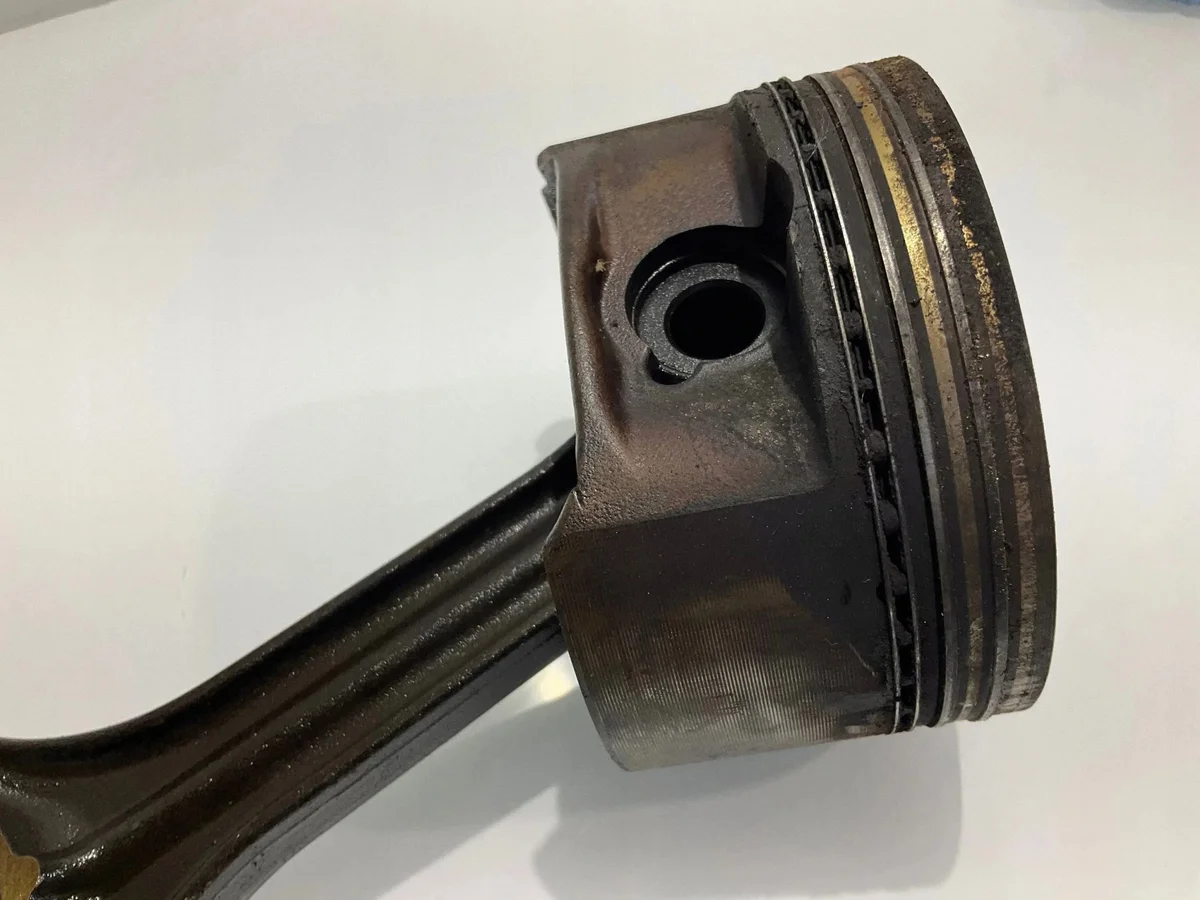 Kolv med vevstake Mercedes-Benz E W211