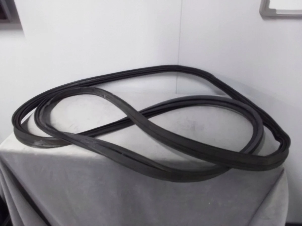 Subaru Outback Borracha Porta-Malas Usada
