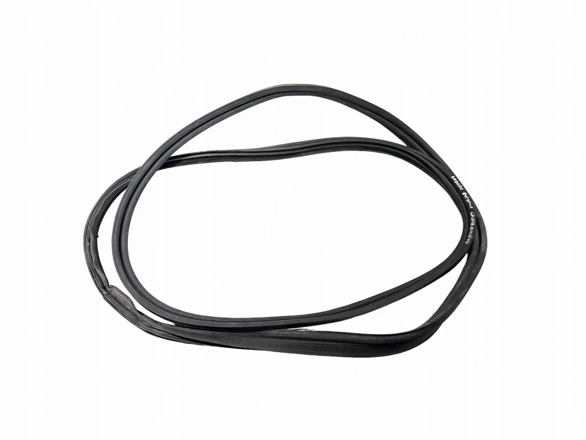 Subaru Outback BS 2018 Trunk Seal LBI4312