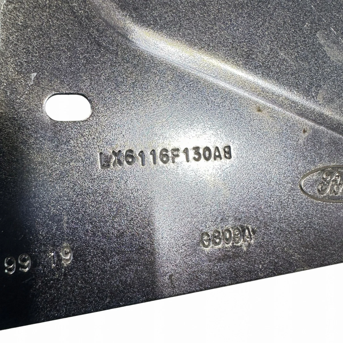 Supporto Pompa ABS Ford Escape IV LX6116F130AB image 5