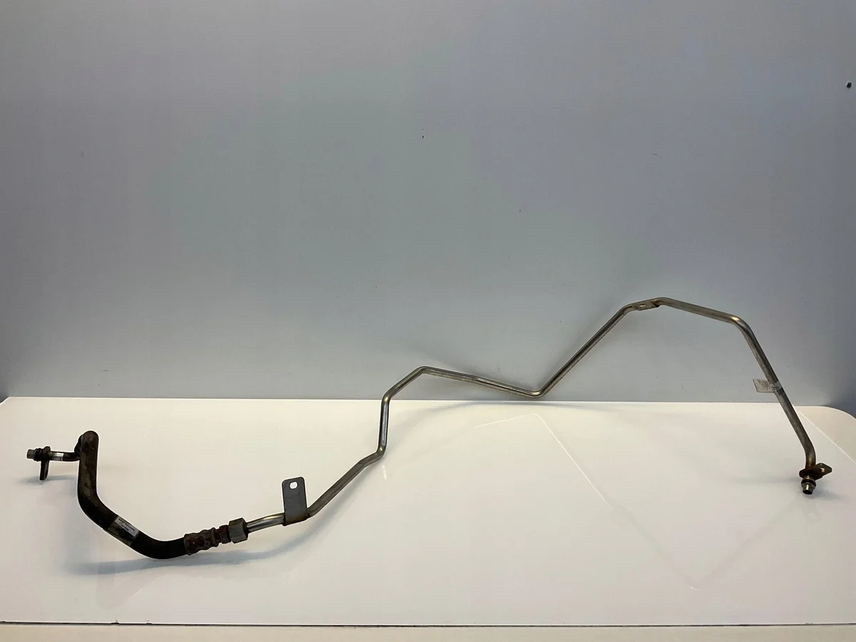 Tuyau boîte Porsche Macan 95B 2019- OEM 95b317825c