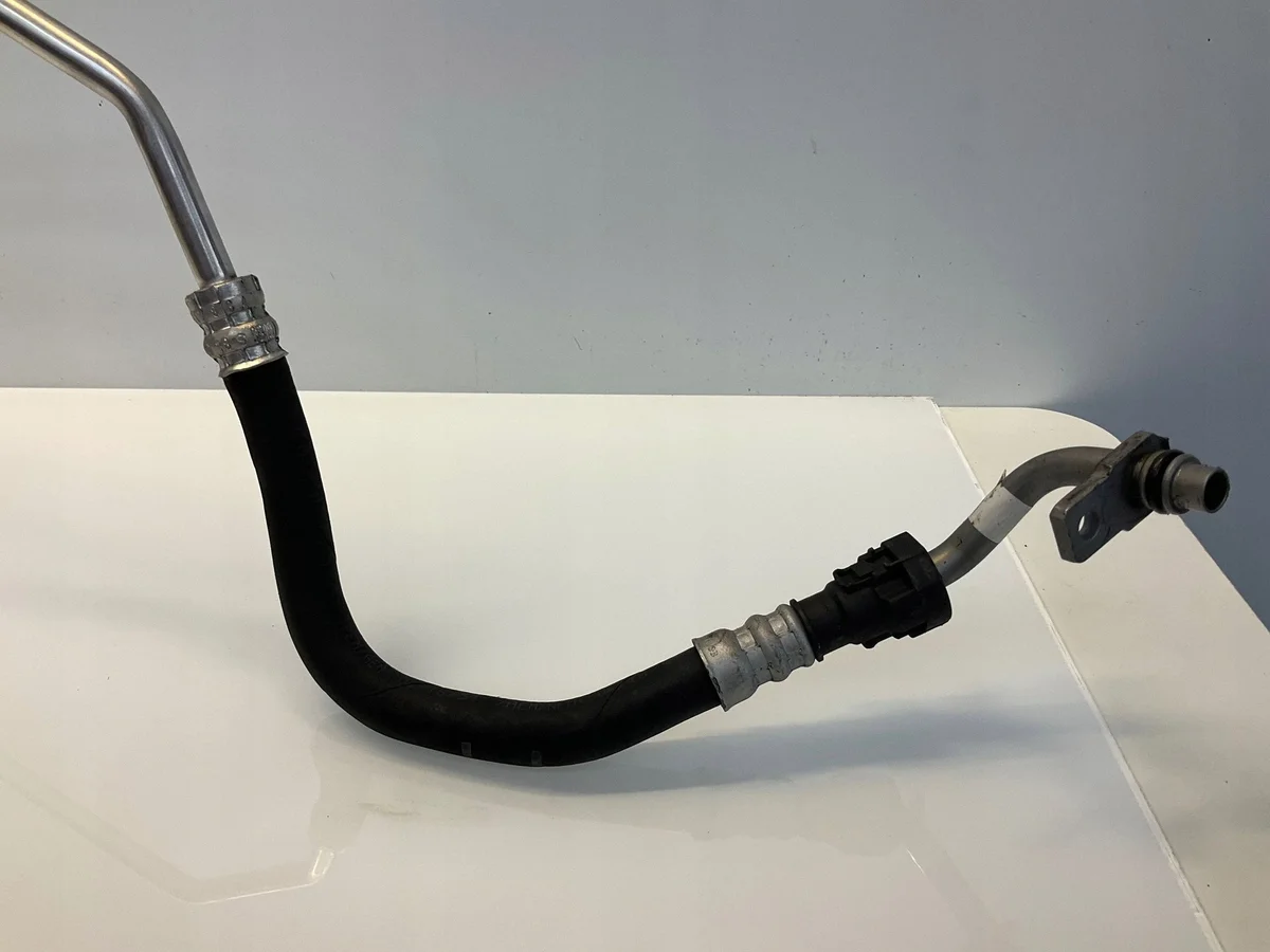 Conduit d'huile Porsche Macan 95B317818A image 6
