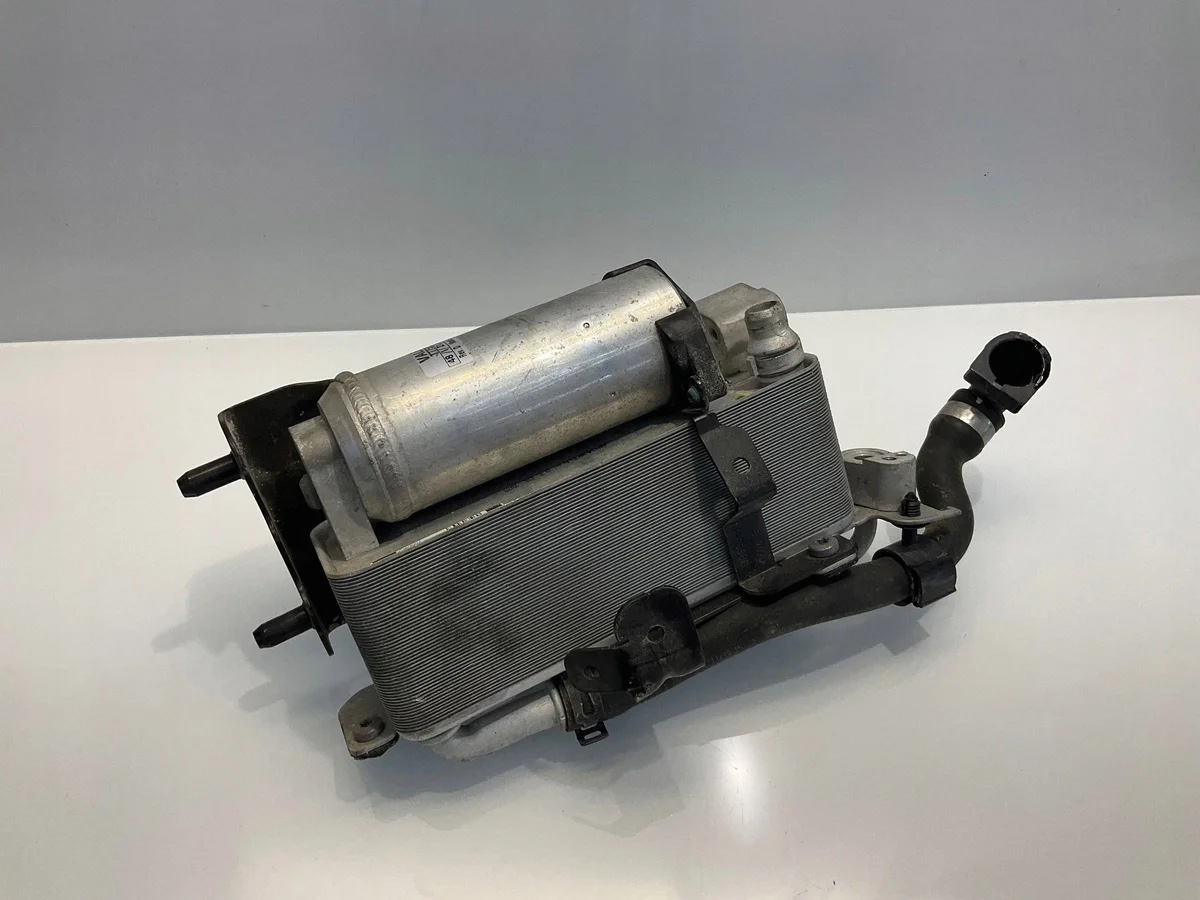BMW 6847989 Ilmastoinnin Jäähdytin Käytetty