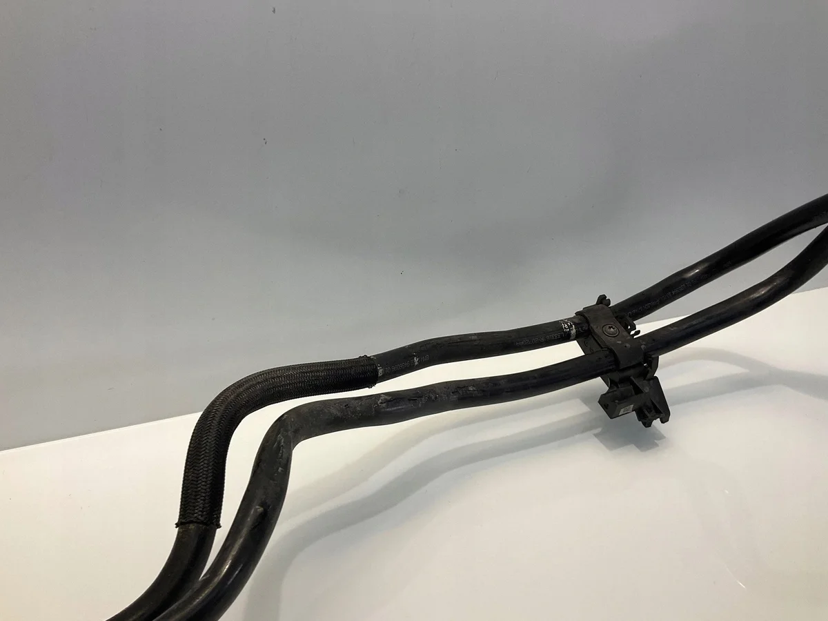 BMW X5 G05 2020 Ölkühlerleitung 9456096 image 4
